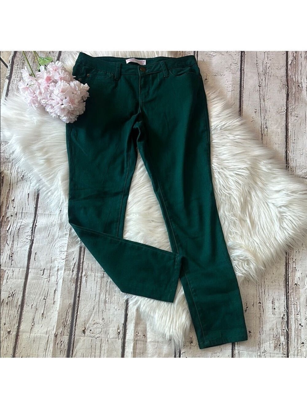 No Boundaries Stretch Stylish Green Pants